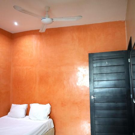 Suites La Roca By R&T Cancun Exterior photo