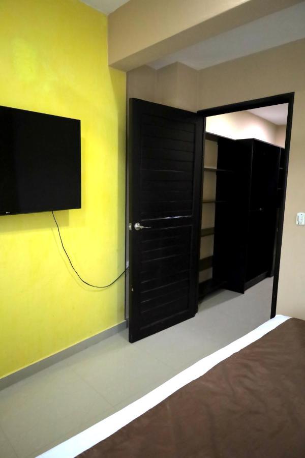 Suites La Roca By R&T Cancun Exterior photo